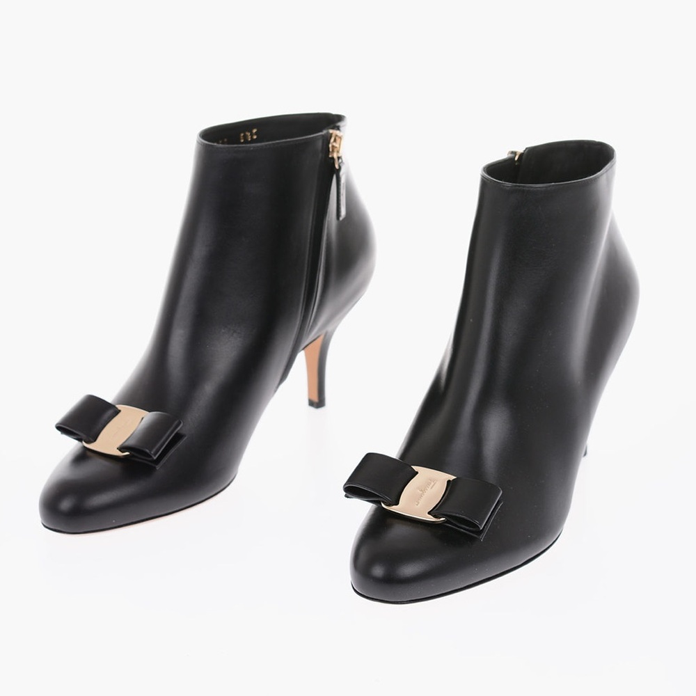 SALVATORE FERRAGAMO- BRAND NEW
7.5CM LEATHER LONGI ANKLE BOOTS WITH SIDE ZIP